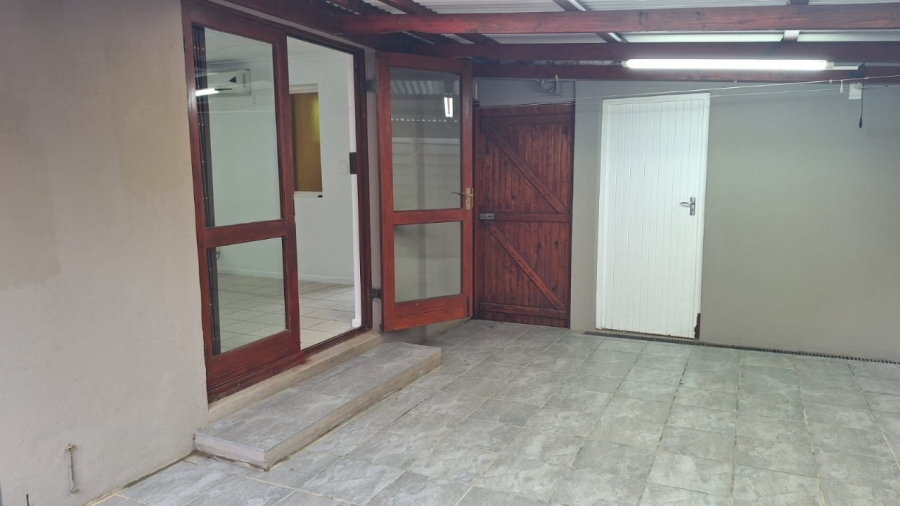 2 Bedroom Property for Sale in Admirals Park Western Cape